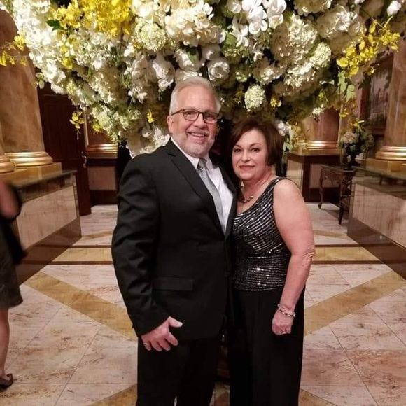 Meet your Posher, Kevin - Picture 1 of 1